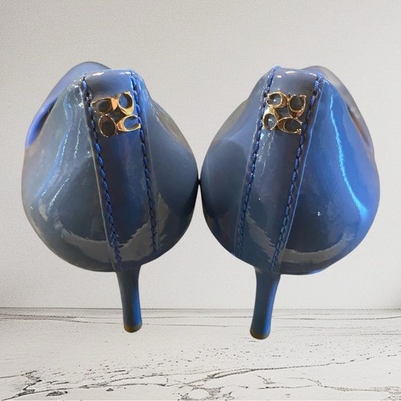 Coach Blue Heels - Picture 2 of 9